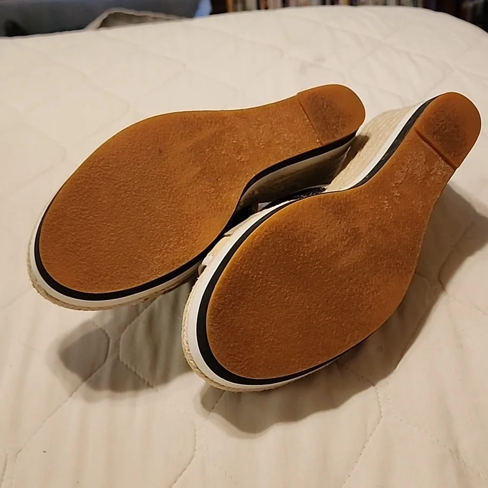 Wedges - Picture 2 of 2